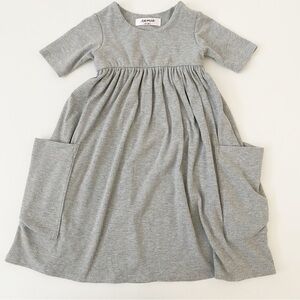 Remie Girl Ribbed Day dress gray Size 6
